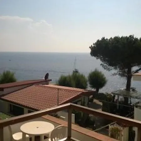 La Scogliera Bilocale Apartment Casa Morcone